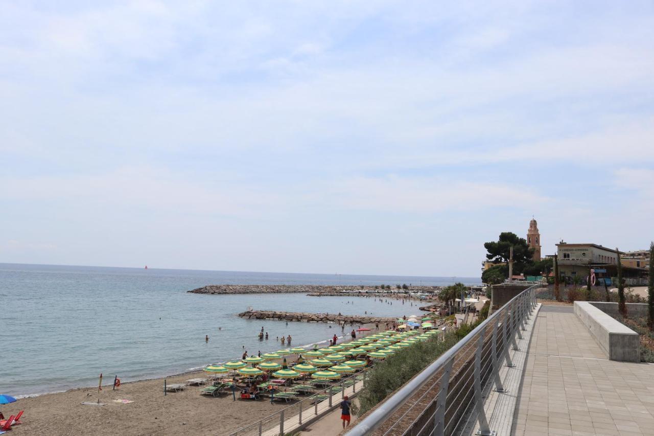 Kadevi Sanremo - Centralissimo, Vicino Al Mare, Garage Sempre Disponibile, Bici Ad Uso Gratuito- Экстерьер фото