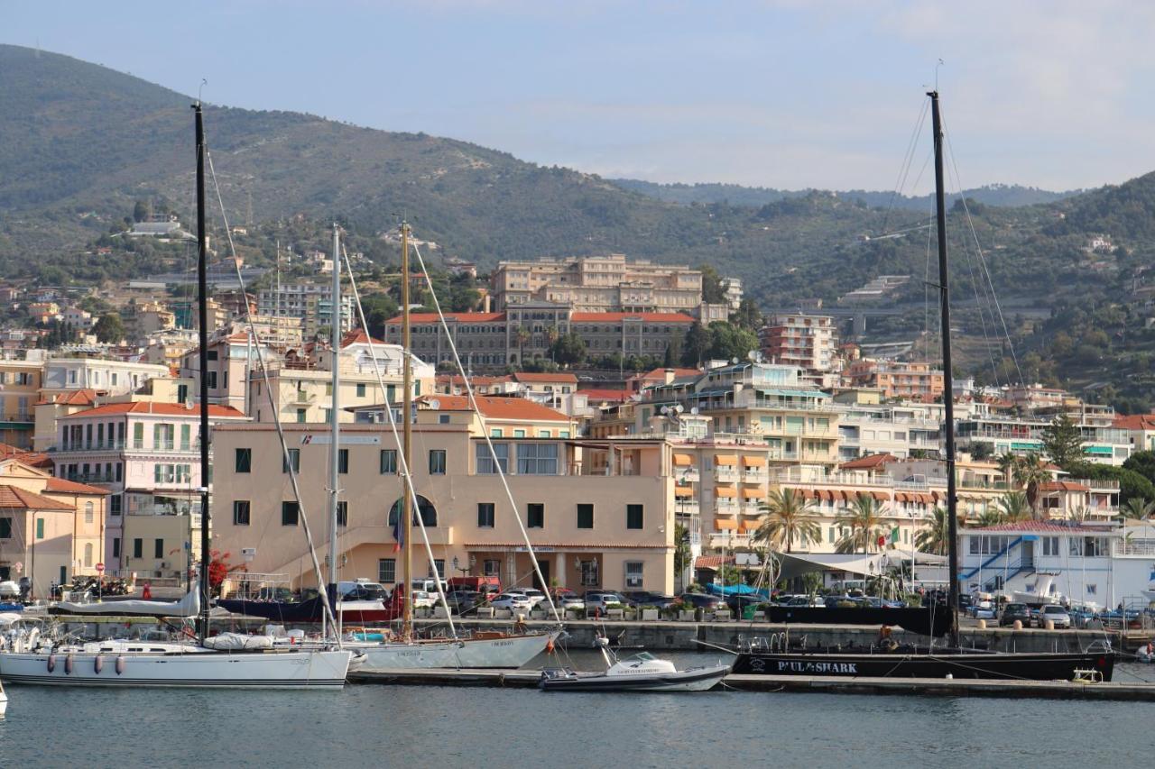 Kadevi Sanremo - Centralissimo, Vicino Al Mare, Garage Sempre Disponibile, Bici Ad Uso Gratuito- Экстерьер фото